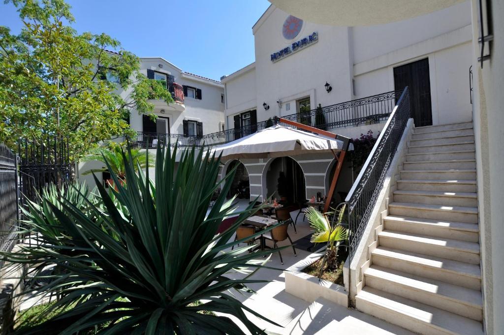 Vila Duric - Ex Hotel Duric Petrovazzo Esterno foto